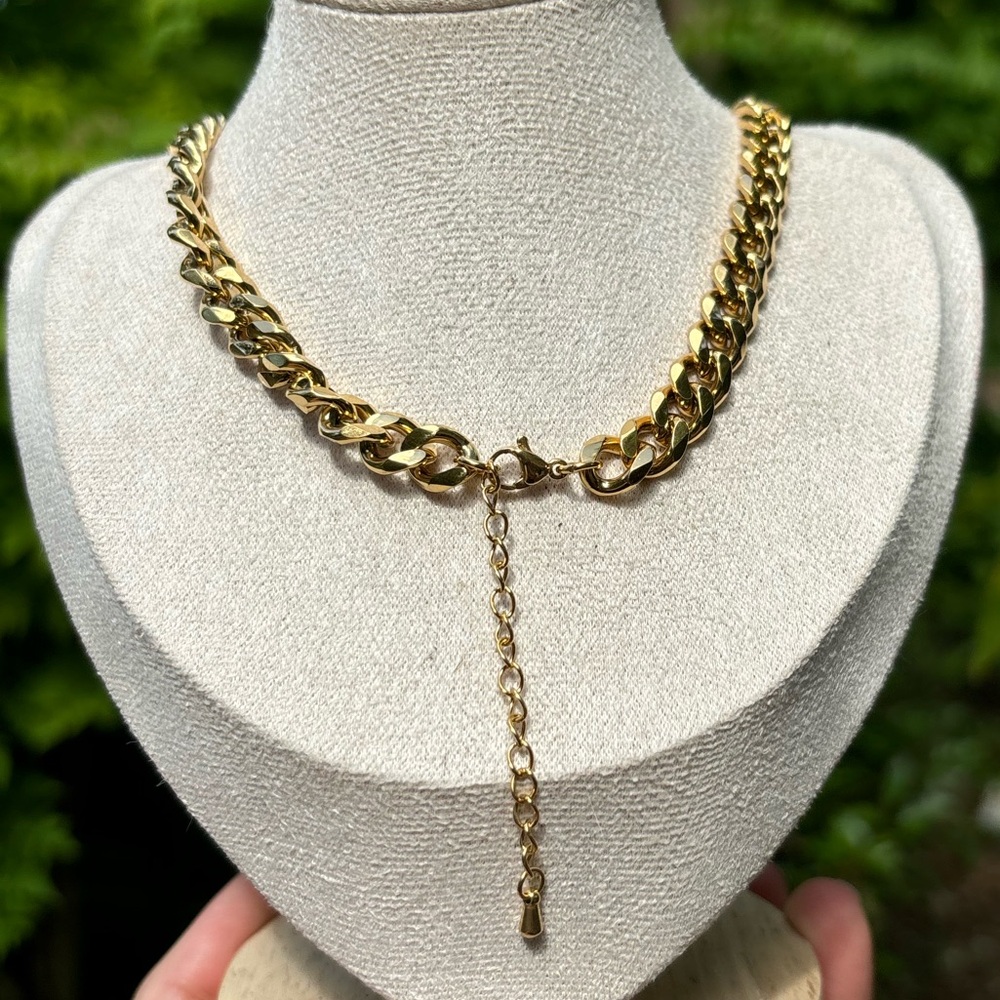 18K Gold Plated Stainless Steel Choker Chain Necklace - Picture 6 of 6
